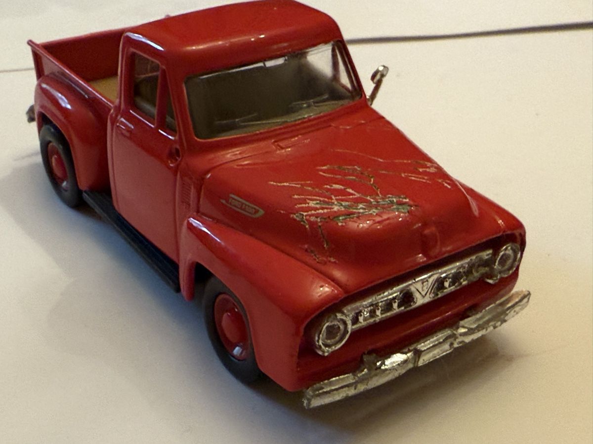Ford Modellini d'auto: FORD F100/1:43/neuwertig – Usato da hunzenschwil venduto da Oldipark 2