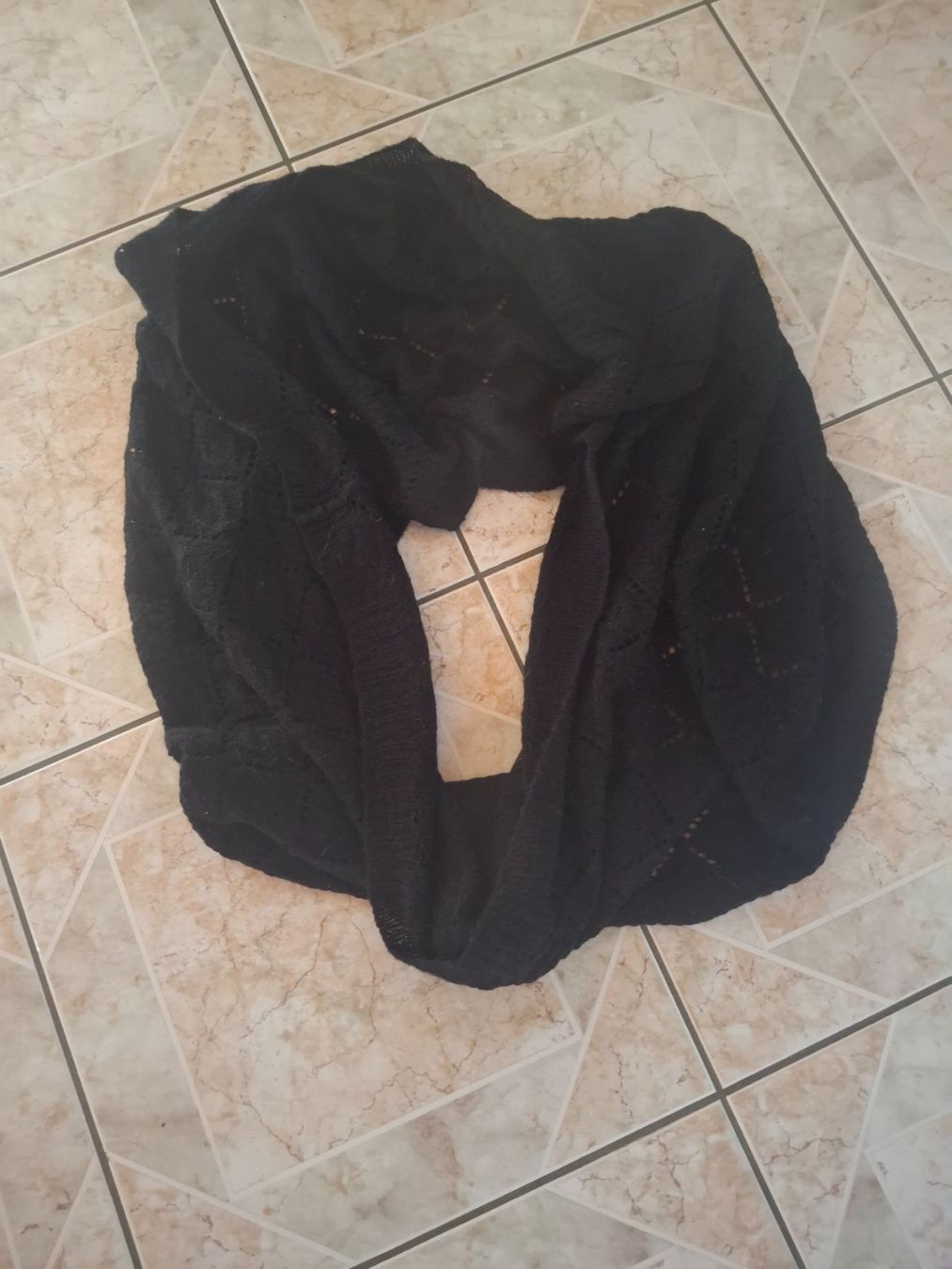 Foulard & Sciarpe: Écharpe tube légèrement ajourée – Usato da Villiers venduto da san_jn5w 1