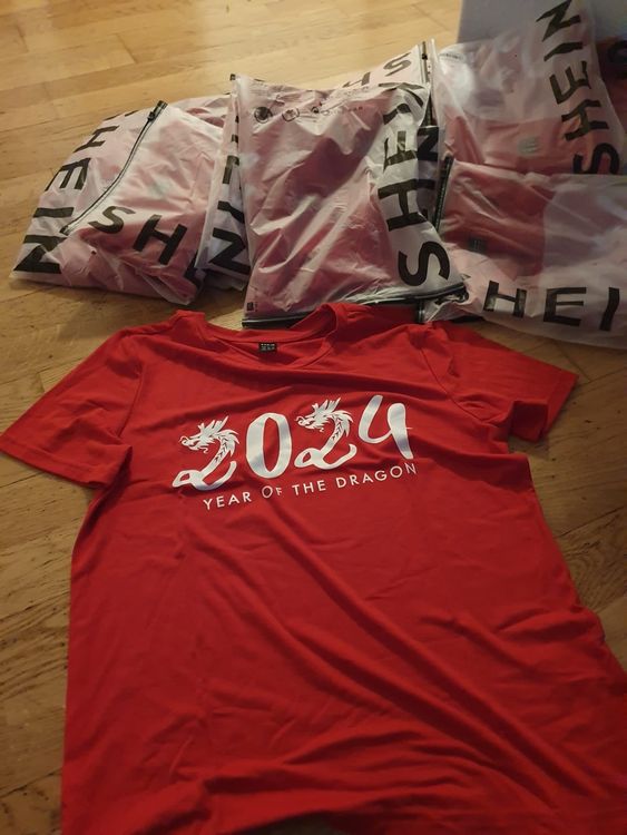 2024 Tshirt 24 Stk Kaufen Auf Ricardo   2024 Tshirt 24 Stk