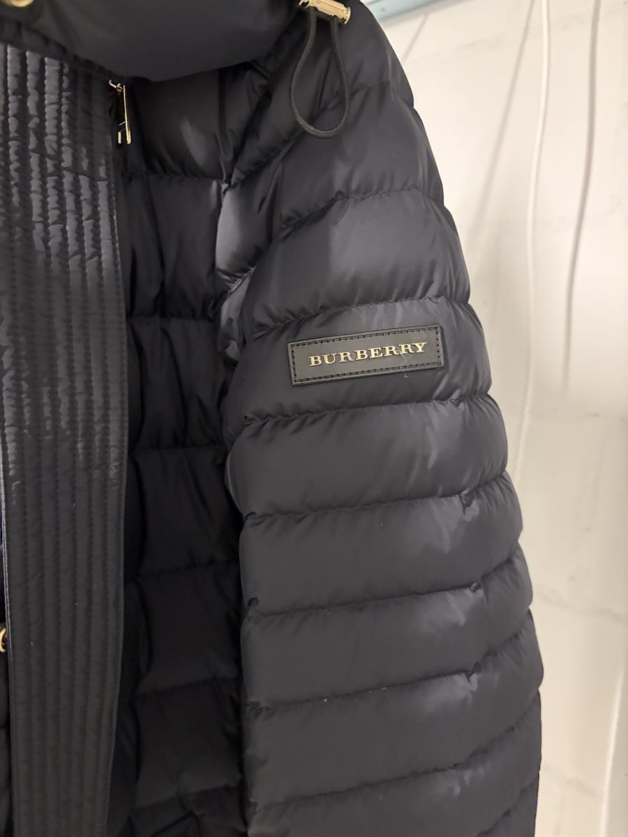 Burberry Jacken: Burberry Winterjacke Damen Gr. M – Neu (gemäss Beschreibung) aus Frauenkappelen von SSCN01 1