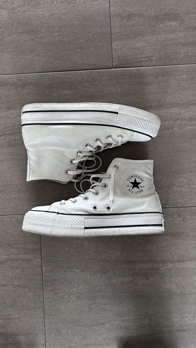 Converse Scarpe da donna: Converse Chuck Taylor Plateau weiss – Usato da Seengen venduto da nad_cn92