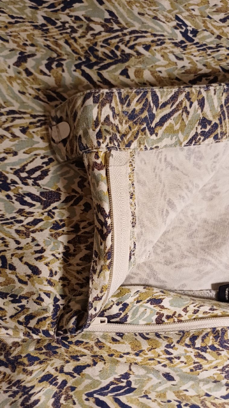 H&M Pantaloni: H&M Shorts 40 – Usato da Arlesheim venduto da savina01 1