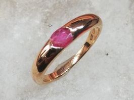Traumhafter 750 Goldring mit 1 Rubin