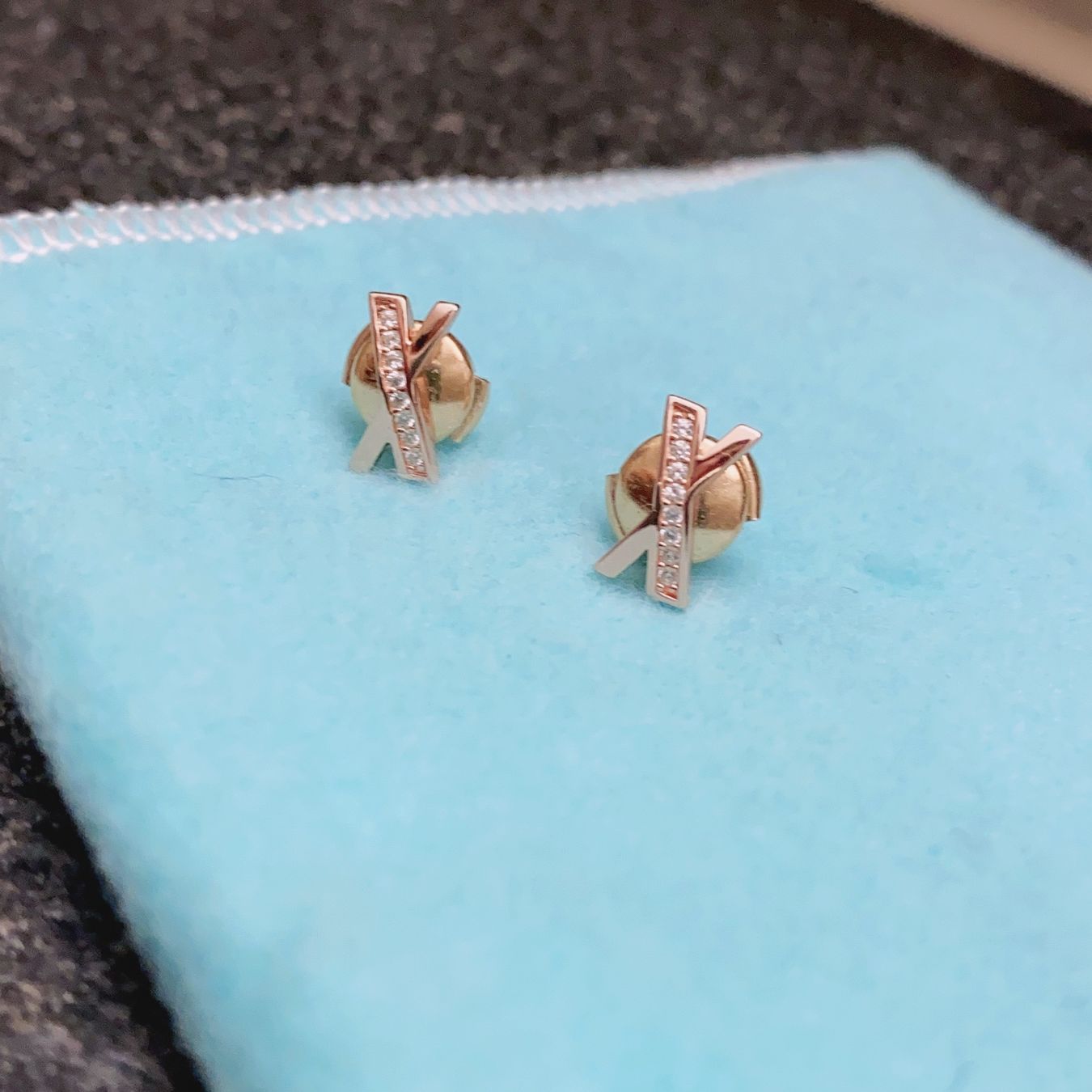 Orecchini pendenti & Orecchini a lobo: X Earrings vergoldete – Nuovo (secondo la descrizione) da Luzern venduto da Felicita_26