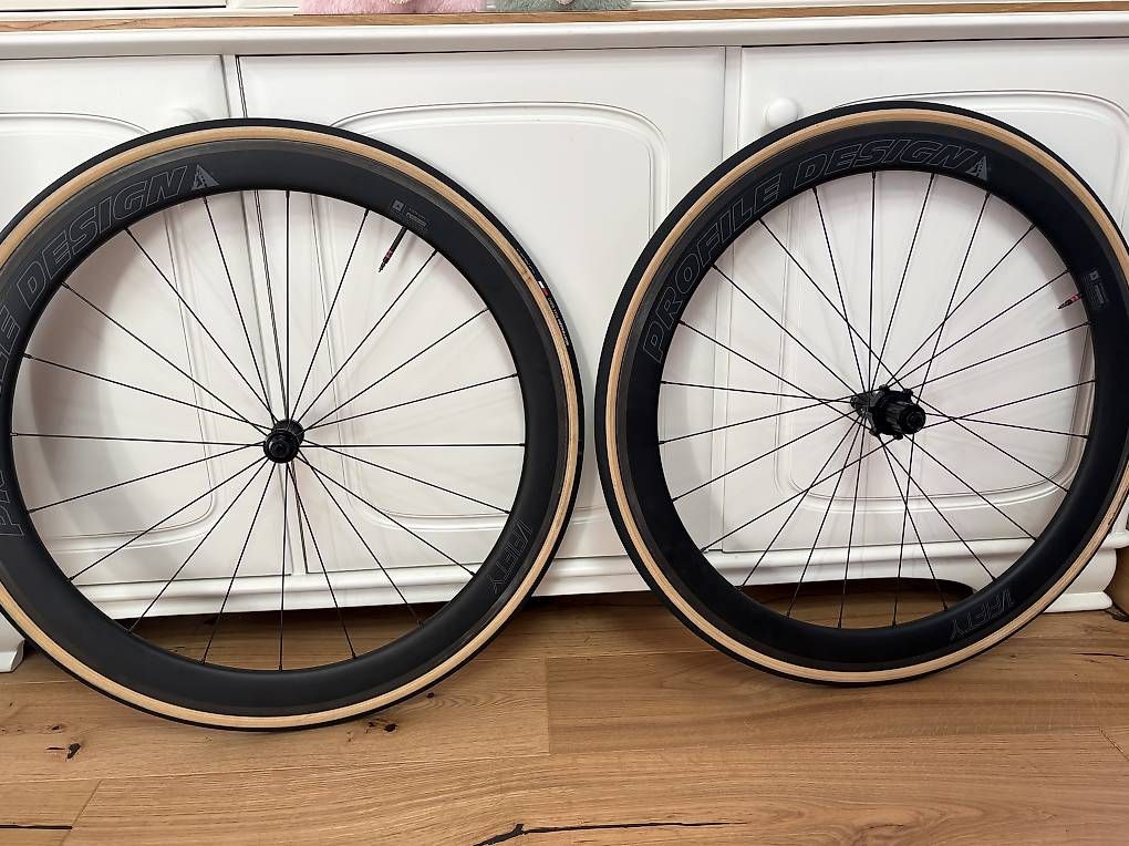 Pezzi di ricambio: Laufradsatz Profile Design carbon – Usato da Zuchwil venduto da Panta8