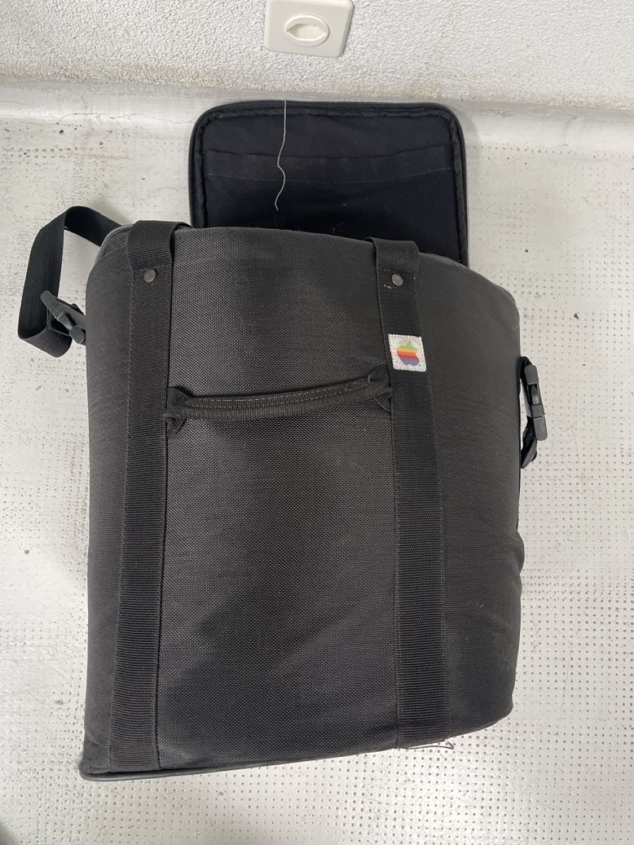 Taschen: Originale Apple Tasche – Gebraucht aus Basel von Buechermensch 1