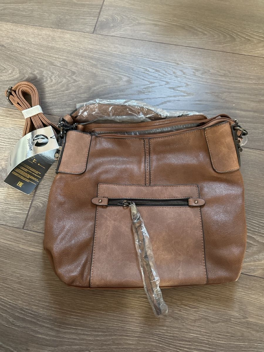 Sacs femmes: Tasche – Neuf avec emballage d'origine à Wohlen b. Bern par chrige84