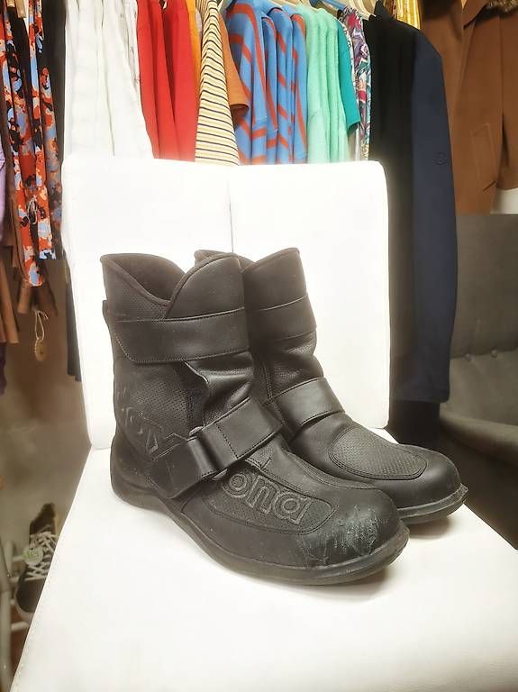 Scarpe da uomo: Motorrad Schuhe Grösse 44 – Usato da Mitlödi venduto da JSN19