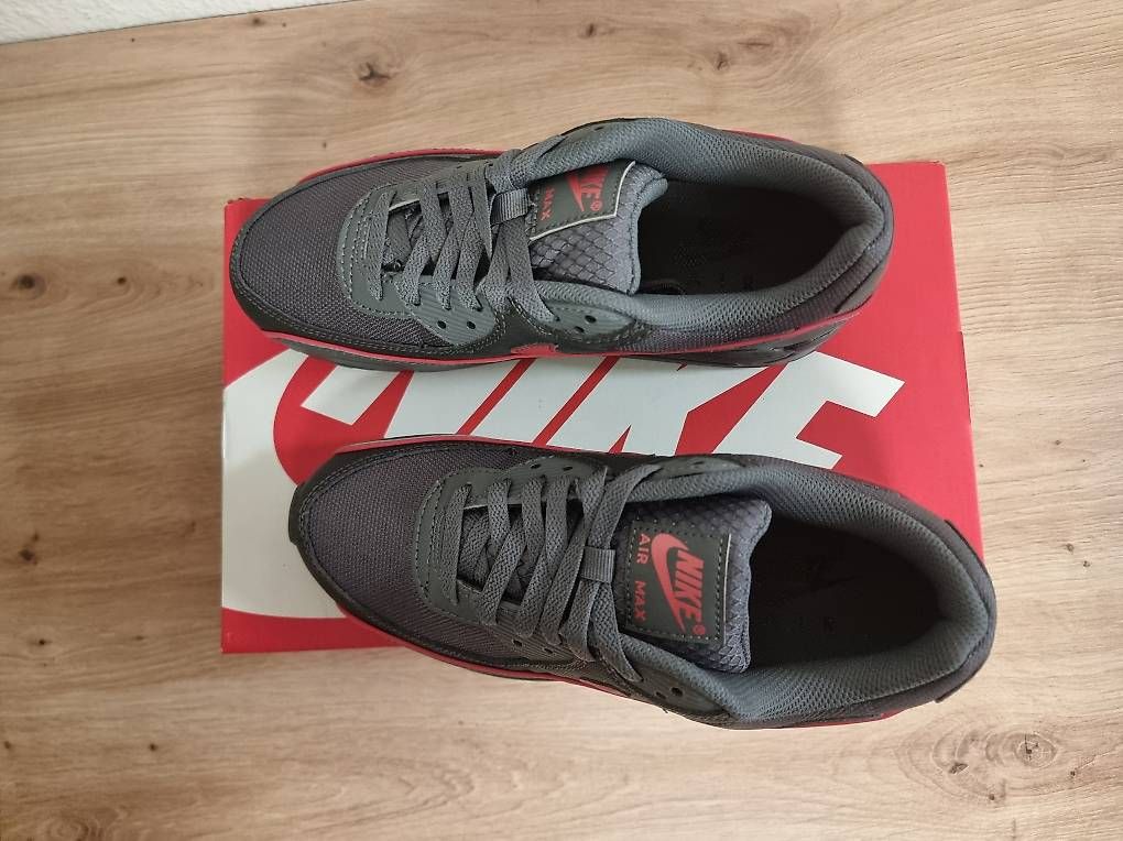 Nike Scarpe da uomo: Nike Air Max 90 – Usato da Brüttisellen venduto da zweezy 1