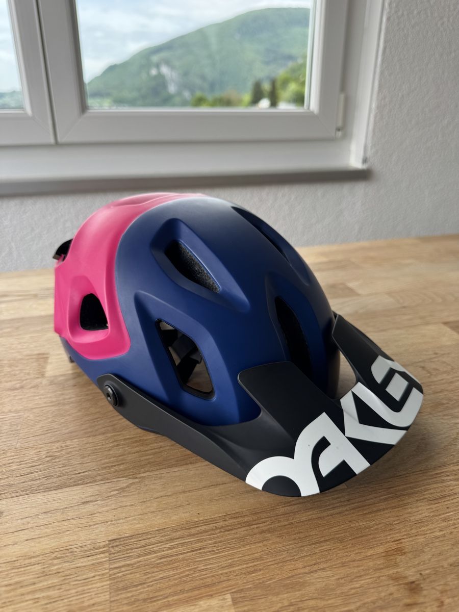 Caschi: Oakley Drt 5 Helm Grösse S – Nuovo (secondo la descrizione) da Oensingen venduto da kev_pg87