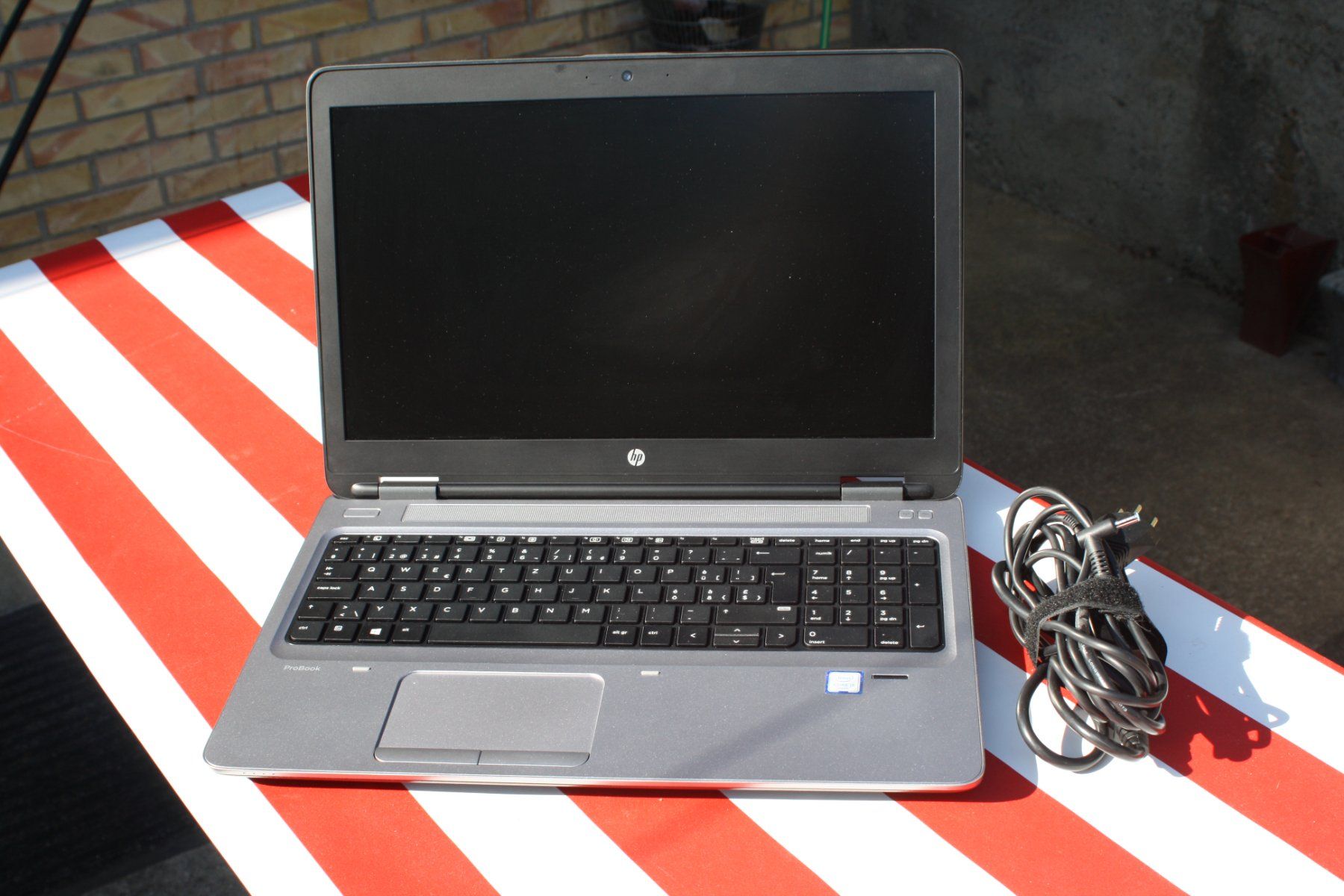 Hewlett Packard Notebook: HP LAPTOP SSD – Usato da Wauwil venduto da Pneuedy 6