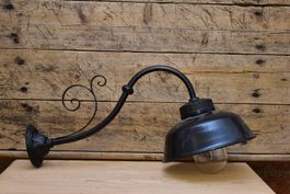 KE574 Alte Emaille Lampe/Hof Lampe/ Bauernhof Lampe/ Garagen