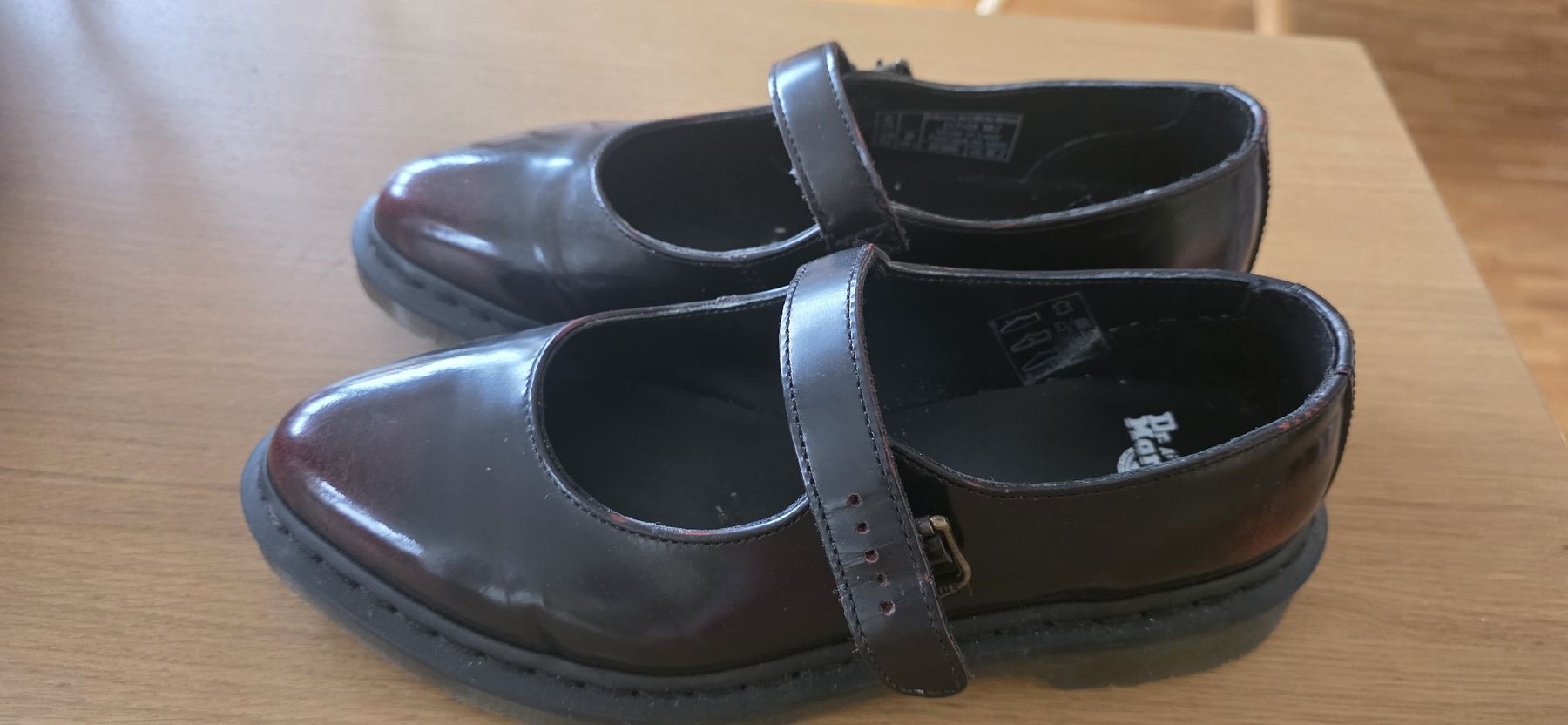 Dr. Martens Scarpe da donna: Dr. Martens Elphie Mary Jane Cherry Red Arcadia – Nuovo (secondo la descrizione) da Lausanne venduto da ama_zm5r 3