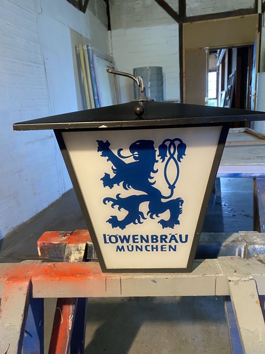 Lampade: Lanterne Löwenbräu München Vintage avec Éclairage – Usato da Lausanne venduto da Csamadhi
