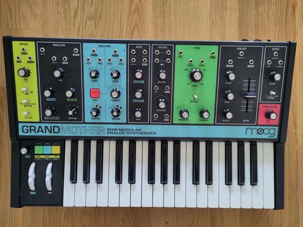 Moog Musikinstrumente: Moog Grandmother – Gebraucht aus Eschlikon TG von JustinFabisch