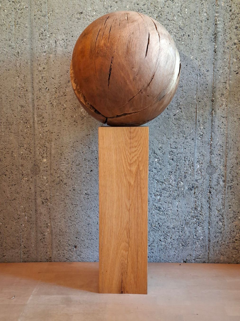 Sculture & Statue: Holzkugel aus Eichenholz, Ø 40 cm – Usato da Wald ZH venduto da legi12 1