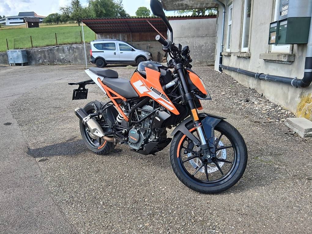 KTM Strada: KTM Duke 125 – Usato da Hildisrieden venduto da raf_swv5 2