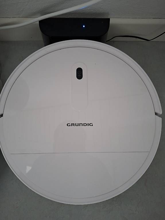 Grundig Staubsauger & Zubehör: Grundig VCR 3130 Saugroboter – Gebraucht aus Wettingen von phyti1