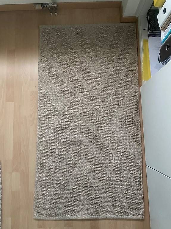 Tapis: 2x schöne Teppiche, flach gewebt – D'occasion à Sursee par car_b8zw 1