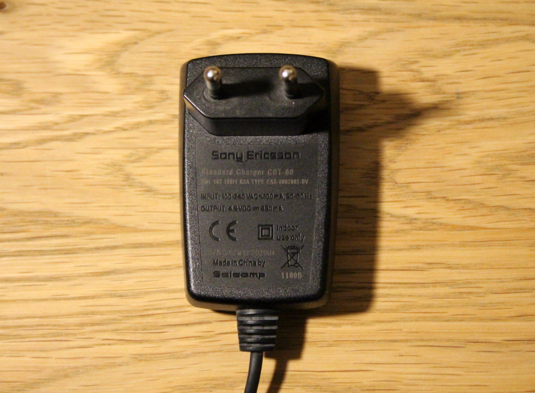 Sony Caricabatterie: Sony Ericsson CST-60 Ladegerät – Usato da Münchenbuchsee venduto da Chaoo 1