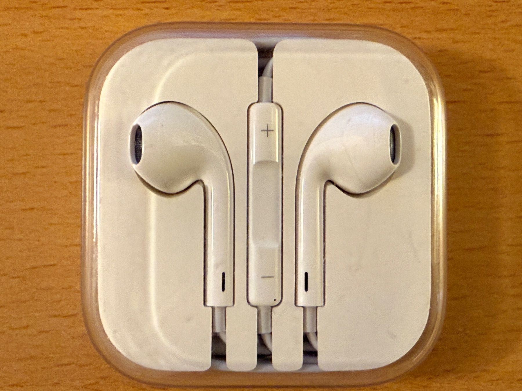Apple Casques audio: Original Apple Earphones – D'occasion à Wallbach par 10merlin