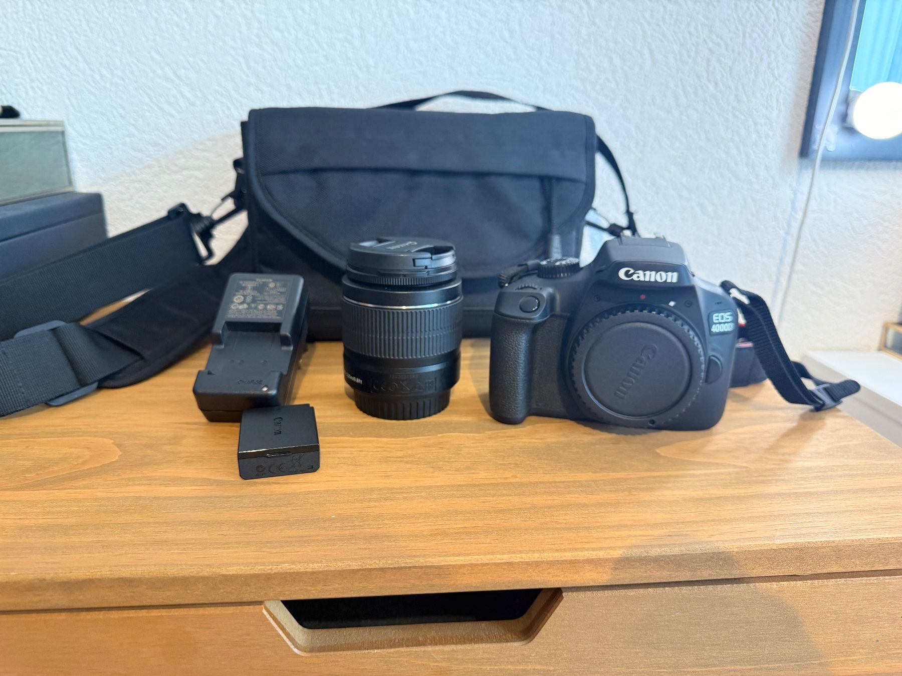 Canon Fotocamera: Canon EOS 4000D + Objectif + Sac – Comme neuf – Nuovo e nell'imballaggio originale da Villaz-St-Pierre venduto da gis_fdn2 1