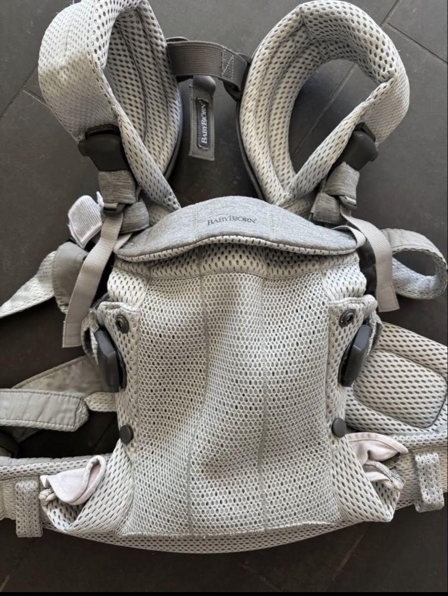 Babybjörn Bauch- & Rückentragen: Babytrage - BabyBjörn Harmony 3D Mesh – Gebraucht aus Aarau Rohr von mic_d6nr 4