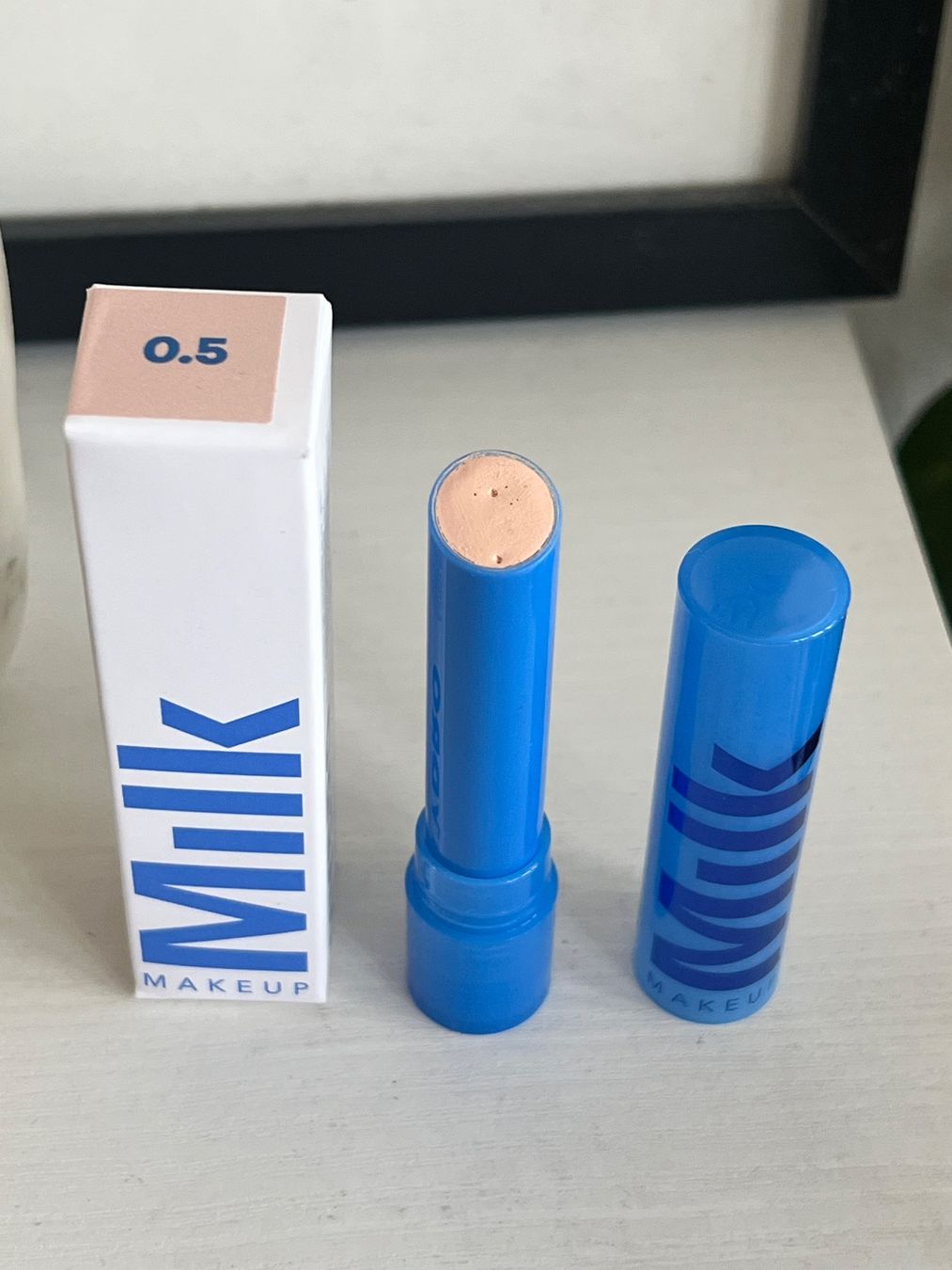 Charlotte Tilbury Make-up: MILK MAKEUP Hydro Grip Gel Concealer - 0.5 – Nuovo (secondo la descrizione) da Effretikon venduto da YaMn 6