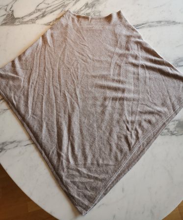 Repeat, Cashmere Cape