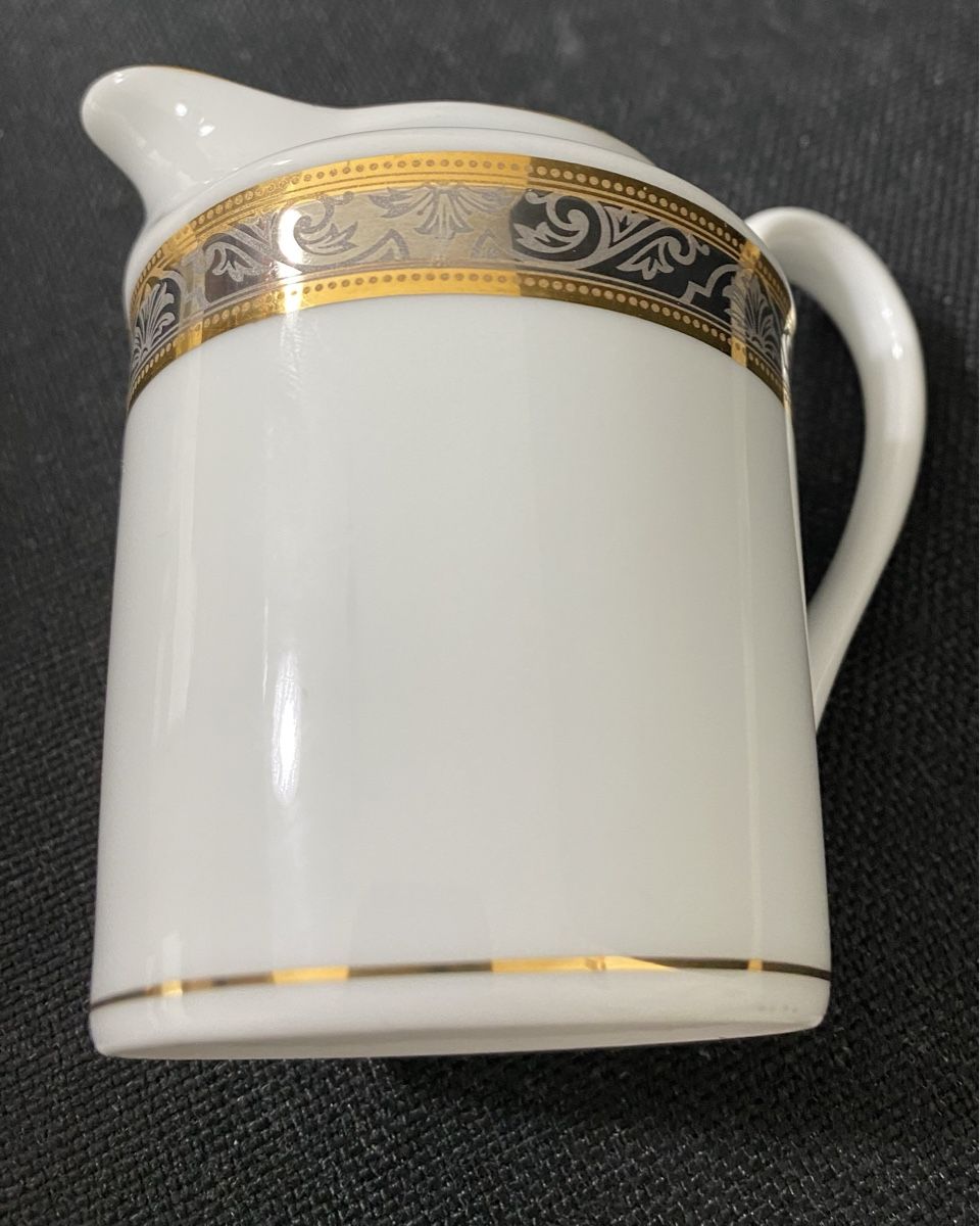 Caraffe: Limoges Rahmkrug  🌸 – Usato da Opfikon venduto da Luis144 1