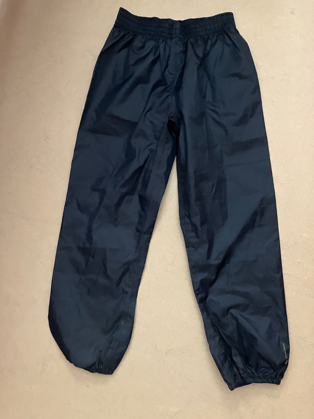 Pantalons: Regenhose 122 – D'occasion à Niederglatt ZH par boeca82