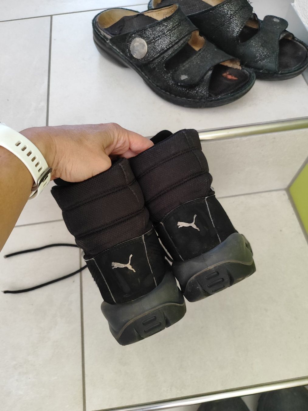 Puma Chaussures garçon: Warme Goretex Winterschuhe Puma Gr. 33 – D'occasion à Seon par Mandes1 3