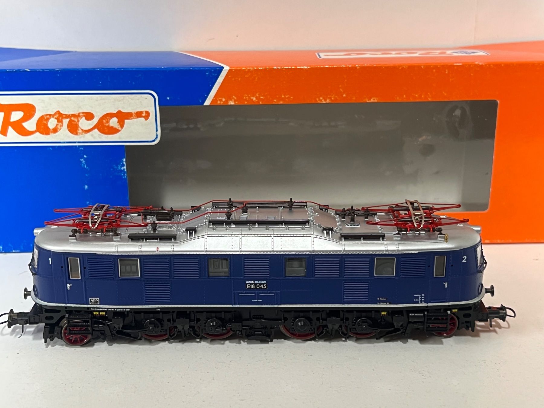 Roco Modellini di ferrovie: Roco 43972 DB E 18 AC Analog H0 – Usato da Geroldswil venduto da TopTrain54 2