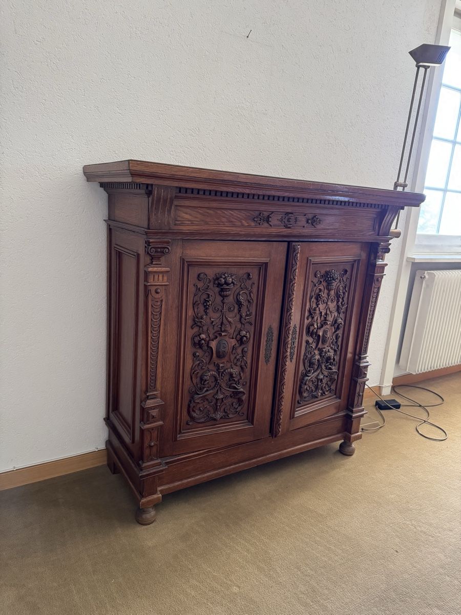 Büffets: Buffet Renaissance Henri II – Gebraucht aus St-Légier-Chiésaz von joe_5gxd 1