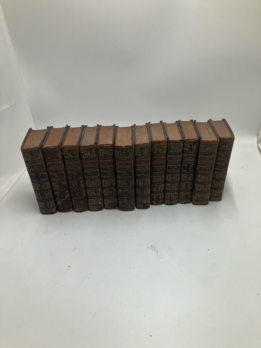 Libri: Vieux livres – Usato da fribourg venduto da Retroverso