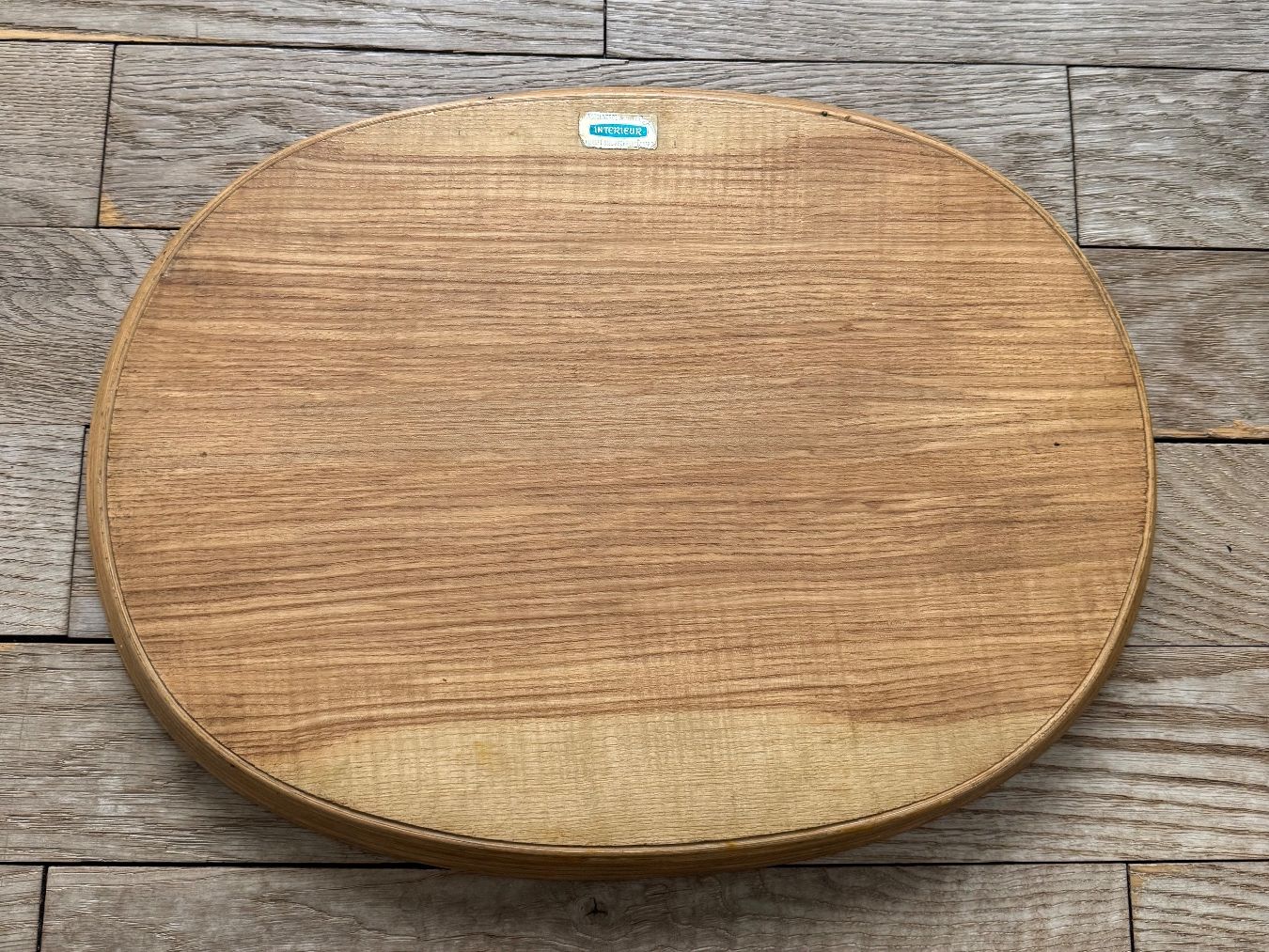 Piatti di portata: Midcentury Teaktablett mit Schilfrand – Usato da Luzern venduto da Mamutpe 1