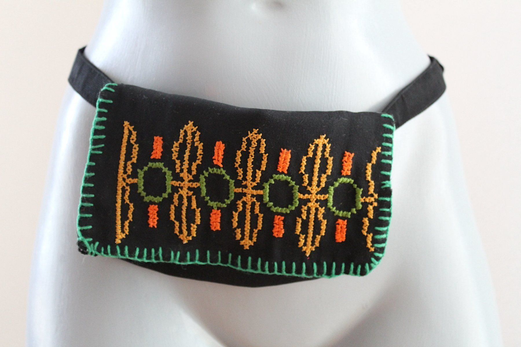 Borse da donna: Vintage Bauchtasche – Usato da Locarno venduto da madame-tus-sauds 5