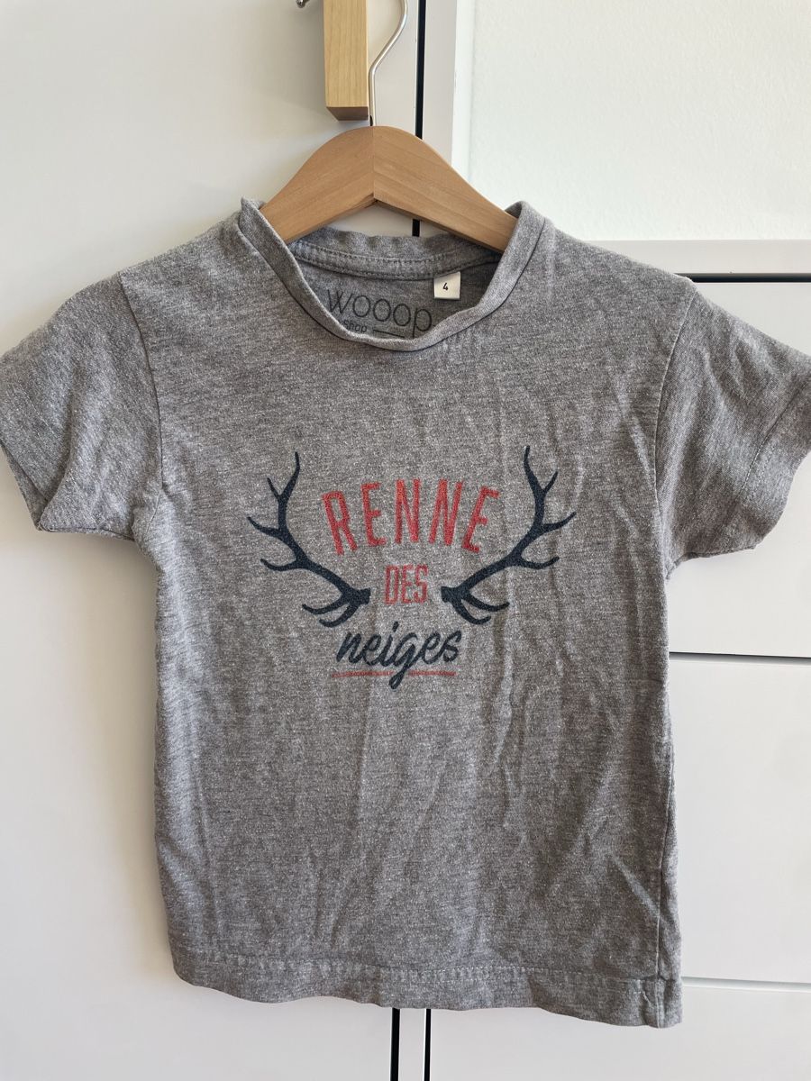 Camicie, T-shirt & Polo: Gr. 104 t-shirt – Usato da Wädenswil venduto da flo8820