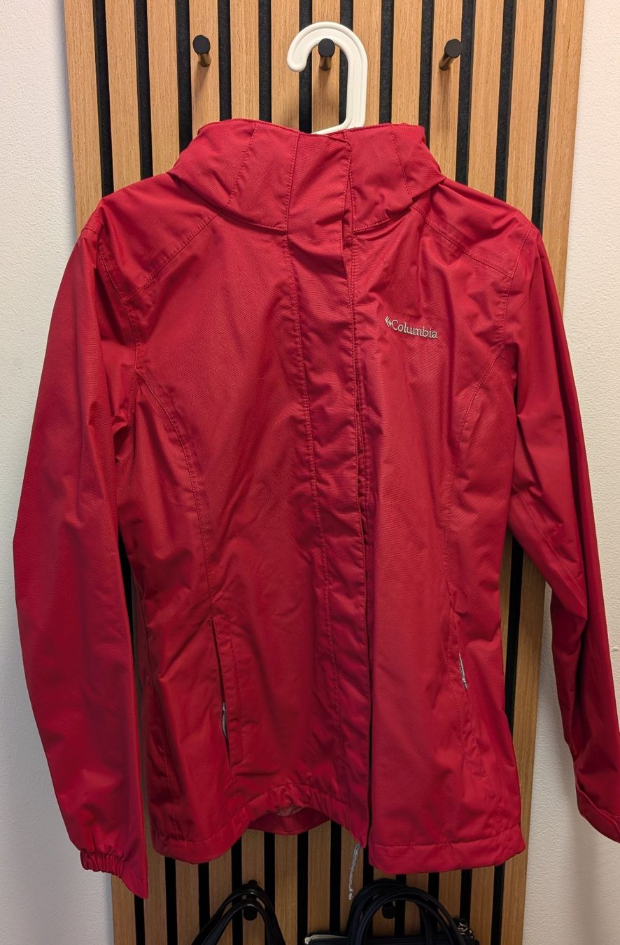 Columbia Giacche: Columbia Regenjacke pink – Usato da Zermatt venduto da pinky025