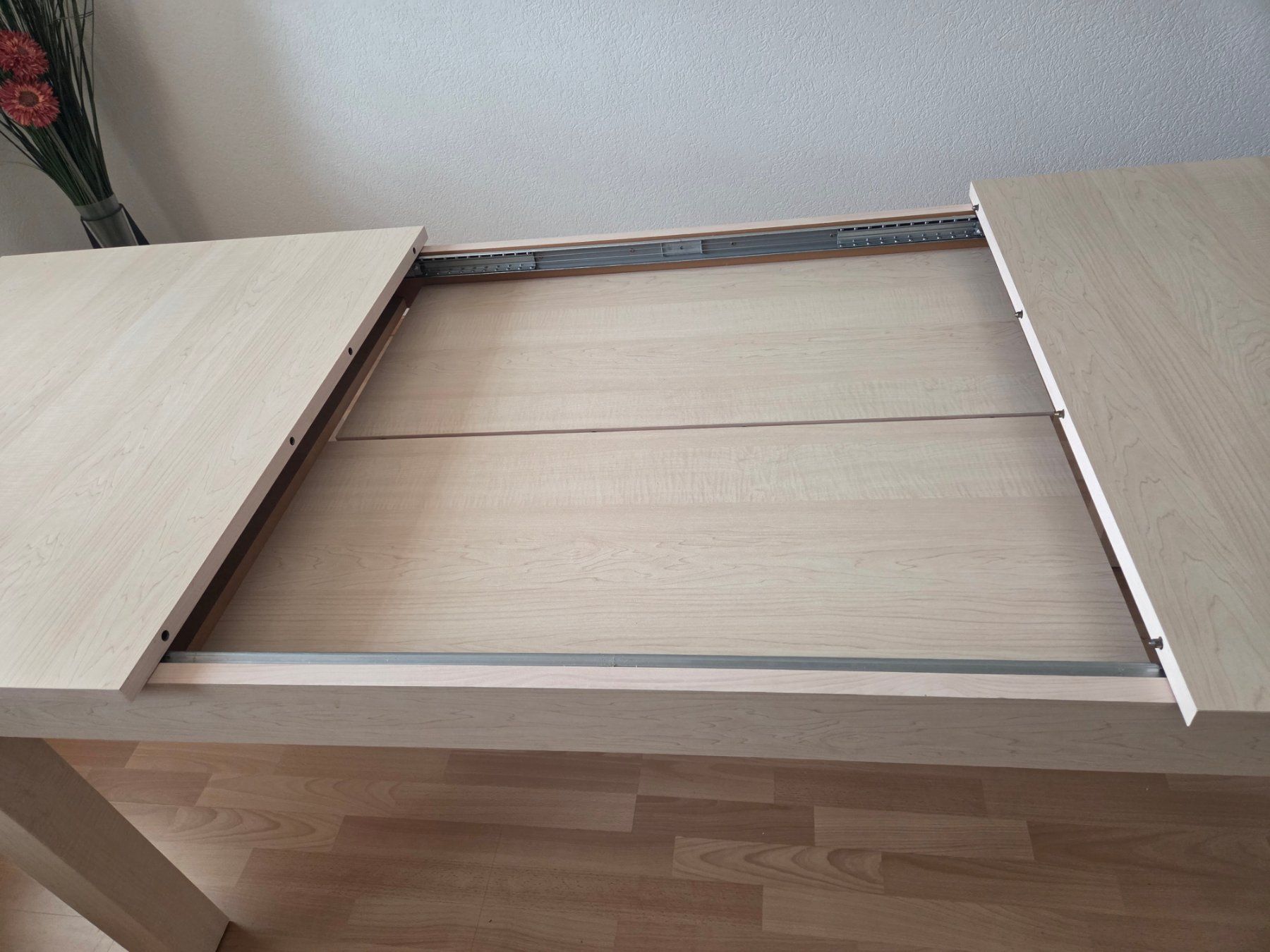 Tische: Esstisch mit Stühlen und Sideboard – Gebraucht aus Waltenschwil von wys_6stx 2