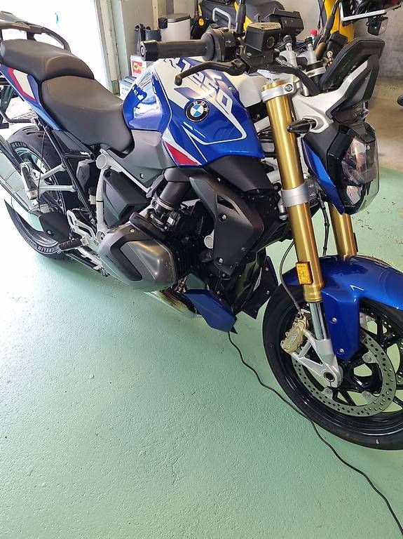 Strasse: BMW R 1250 R – Neu und originalverpackt aus zürich von papillon58 2