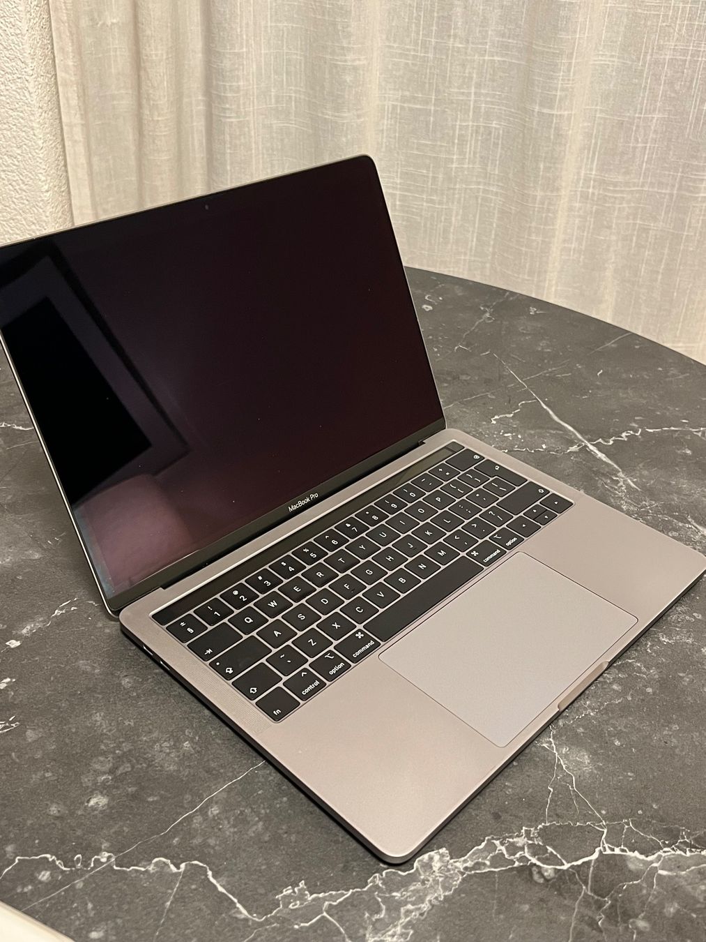 Apple Notebooks: MacBook Pro 13” 128GB 2019 – Gebraucht aus Adliswil von nat_7q7l 1