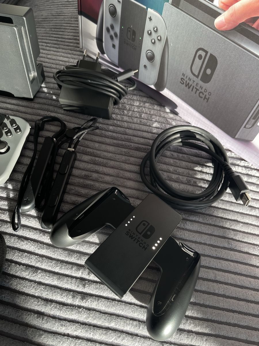Nintendo Console: Nintendo SWITCH  – Usato da Uster venduto da sam_527d 3