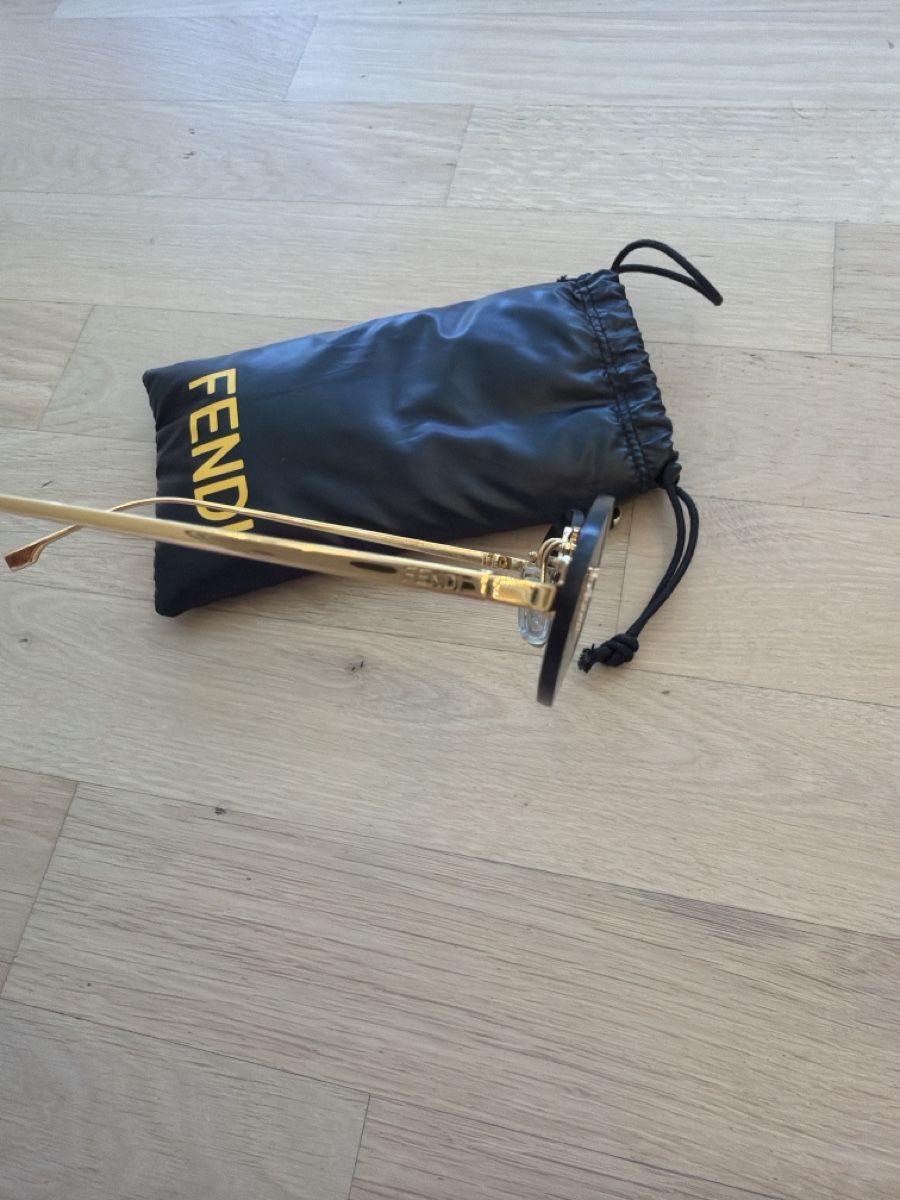 Occhiali & Lenti: Fendi Rimless FF Logo Sunglasses Gold/Black – Nuovo (secondo la descrizione) da Effretikon venduto da MaisonNade 2