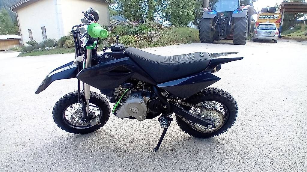 Minimotos: YCF 50 A – D'occasion à les verrières par Lewydo