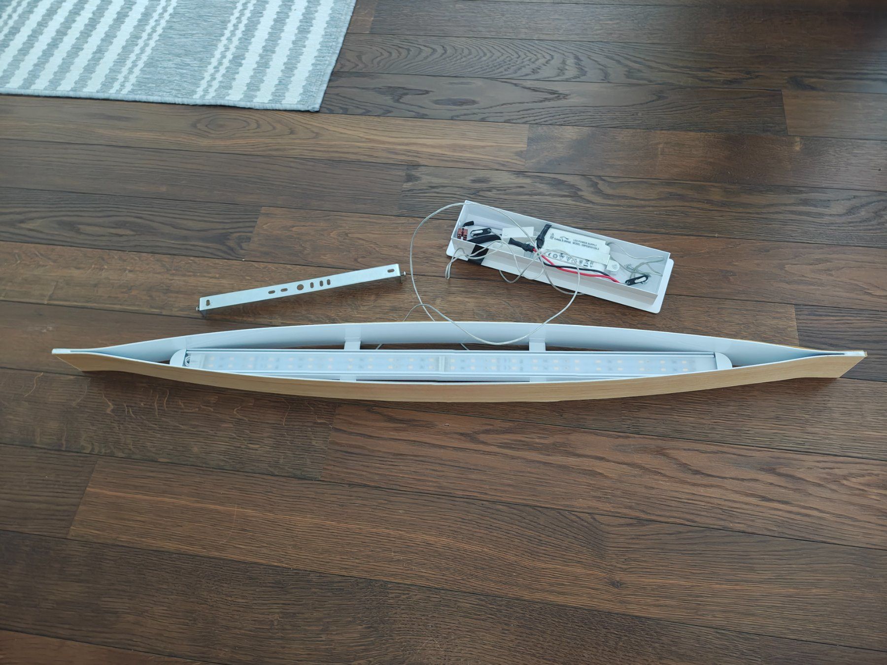 Lampadari & plafoniere: Decken Lampe Holz Optik – Usato da Uster venduto da jen_t8jy