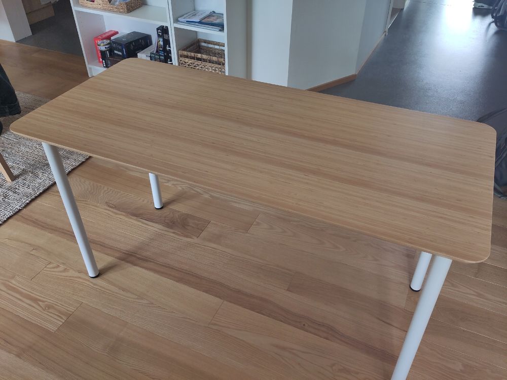 Schreibtisch aus Bambus (Ikea ANFALLARE / ADILS) (Gebraucht) in Liestal ...