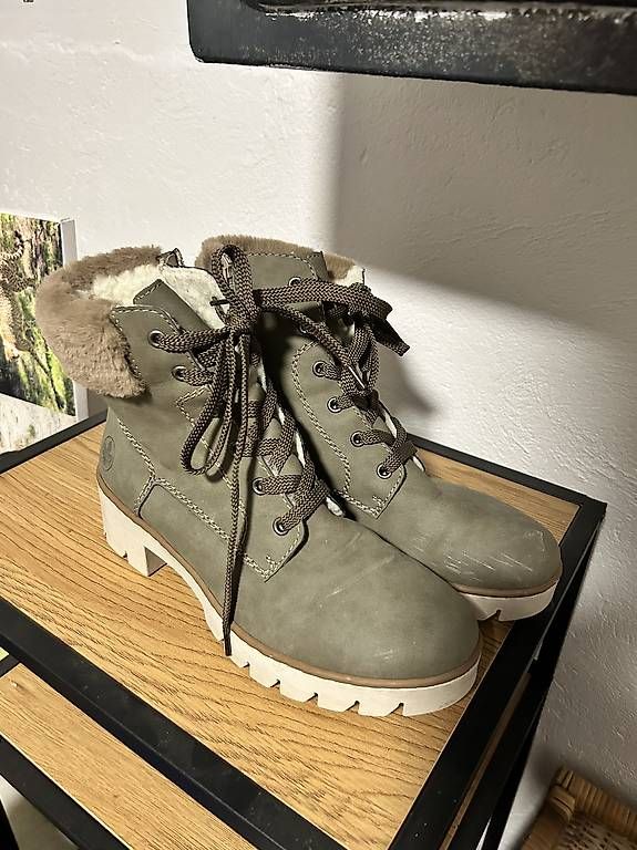 Scarpe da donna: Winterstiefel – Usato da Kaisten venduto da Sommaren
