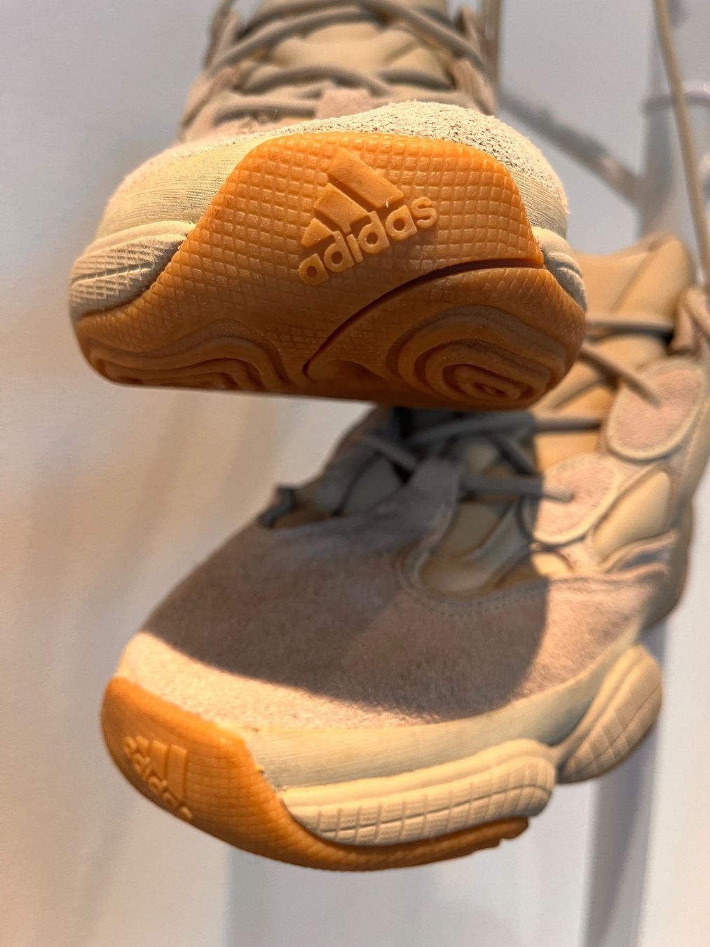 Adidas Herrenschuhe: Yeezy 500 – Neu (gemäss Beschreibung) aus Hinwil von Oivil04 7