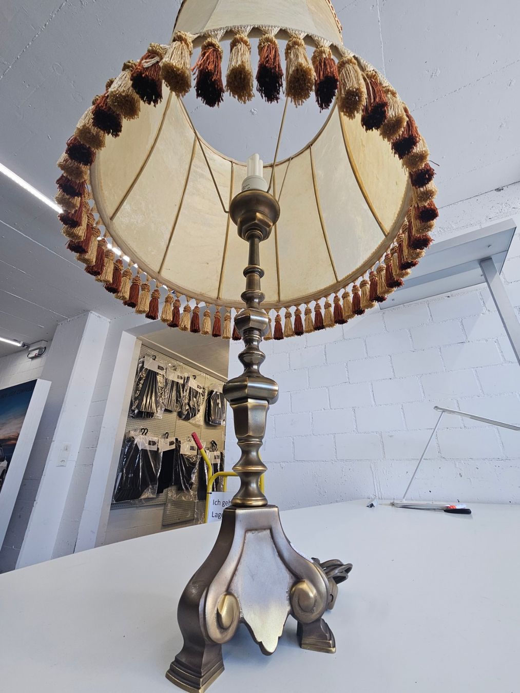 Lampade: Antike Lampe – Usato da Küssnacht am Rigi venduto da Garage-Tobler 1